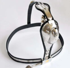 The MAE-Untouchable RVS Verstelbare Kuisheidsgordel -Rimba Winkel chastitybelt