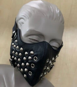 Zwart Leren Mondmasker Met Studs Van NLLeather