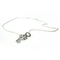 Verzilverde Halsketting 'Shades Of Gray' Van MAE-Wear 9 Verzilverde Halsketting 'Shades Of Gray' Van MAE-Wear -Rimba Winkel mae cl 057 01fixed